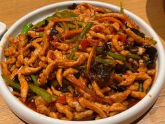 鱼香肉丝-春饼先生·北京烤鸭(甘井子万达店)