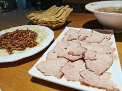 -李连贵熏肉大饼(中街盛京龙城店)