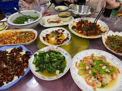 -洪霞餐馆
