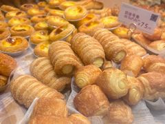 -顶东面包花园·生日蛋糕(香榭丽店)