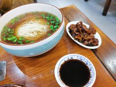 -朱鸿兴面馆(绿宝广场店)