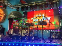 -Famous肥猫墨西哥音乐餐吧(五棵松华熙LIVE店)