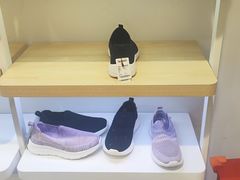 -hotwind热风(世纪东方广场店)