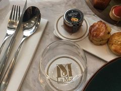 -La Mer Restaurant & Lounge
