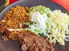 -Pistolera Mexican Cantina女枪手墨西哥餐厅(碧云路店)