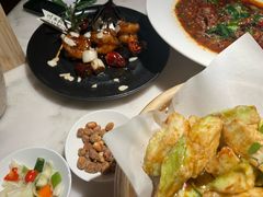 -初蓉丨遇见新川菜(亲贤街荣耀店)