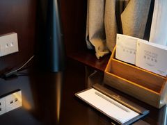 -上海龙之梦万丽酒店