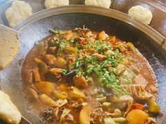 -小辣椒汤锅烧烤(温泉南街店)