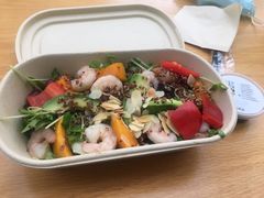 鲜虾牛油果轻体沙拉-SHUBO蔬小盒(三里屯店)