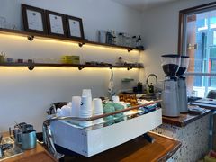 -Line 咖啡(石厦花园店)