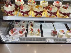 -花花卷卷·鲜食蛋糕(静安久光百货店)