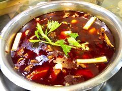 -佘记全家福芋儿鸡(向阳街总店)
