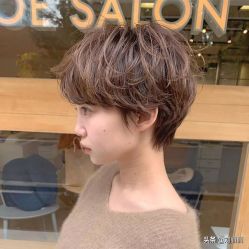 -时尚殿堂明星门店