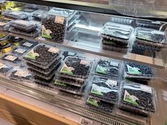 -七鲜超市(瑞虹天地太阳宫店)