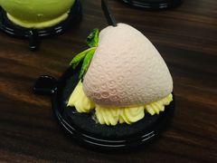 草莓慕斯蛋糕-PAPER STONE BAKERY(天汇广场店)