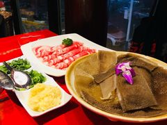 谭公脆毛肚-谭鸭血老火锅(漳州路店)