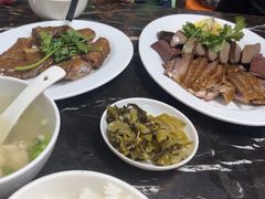 -乌文新澄海卤鹅店