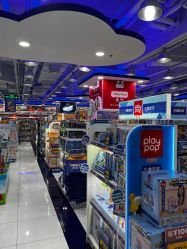-玩具反斗城(正大广场店)