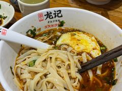 -湘人龙记老长沙米粉(鸟巢店)