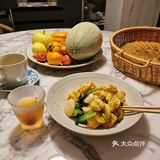 一人食之鲜虾仁青菜炒年糕
