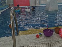 -小小王国亲子游泳(富民中心)