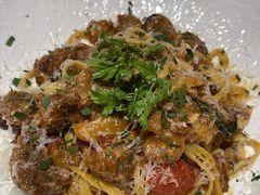 -LESCEDARS Brasserie Bistro香柏树