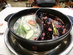 -钢管厂五区小郡肝串串香(蜀都万达店)