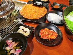 -肉甲韩国木炭烤肉(新壹街1店)