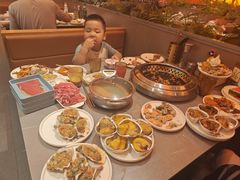 -黑金·寻焰自助百汇·烤肉·火锅(中街店)