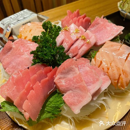 金枪鱼名家·韩式刺身店(银亭路店)