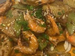 -钟掌勺忘不了地道湘菜(新天地假日广场店)