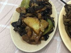 -尹记餐馆(花园店)