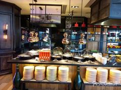 自助取餐区-松咖啡自助餐厅·松北香格里拉