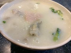 -荣发茶餐厅(龙琛路店)
