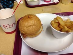 猪扒包-美心Food2(赤腊角机场店)