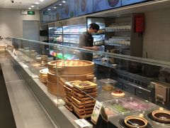 -老乡鸡(上海白玉兰广场店)