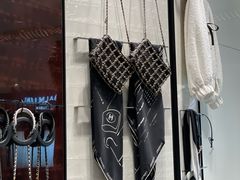 -CHANEL(恒隆广场店)