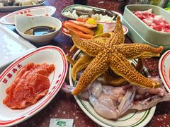 -四囍码头海鲜烧烤自助火锅(外滩南京东路悦荟广场店)