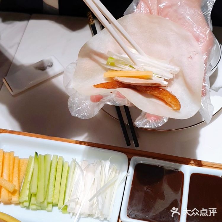 深圳美食｜超震撼的3D光影粤菜餐厅来了！既酷炫又高级