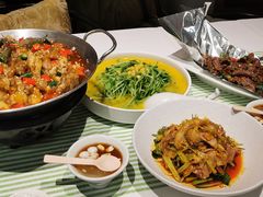-渔语鱼新川菜Bistro(万象天地店)