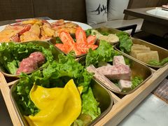 -尚尚仙·酸汤猪手·猪肚鸡火锅(华联万柳购物中心店)