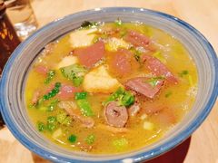 金陵鸭血粉丝汤-弄堂小笼包(西青中北永旺购物中心店)