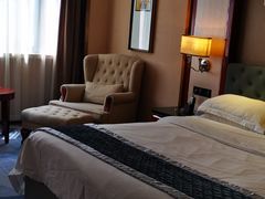 -华雅·云缦酒店(岳阳楼区火车站店)