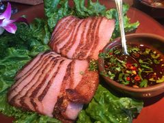 卡拉山火塘烧肉-花马天堂云南餐厅 Lost Heaven(外滩店)