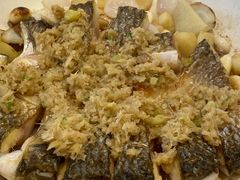 -龙悦湾酒家·八阵鱼生·渔人码头店