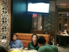 大堂-青年公社烤鸭(青年路店)