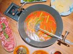 -贵厨酸汤牛肉(花果园国际中心店)