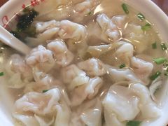 鲜肉小馄饨-小姜锅贴(凤凰街店)