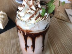 -ZING COFFEE 镜咖啡