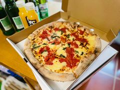 -城市大道红炉披萨烘焙坊